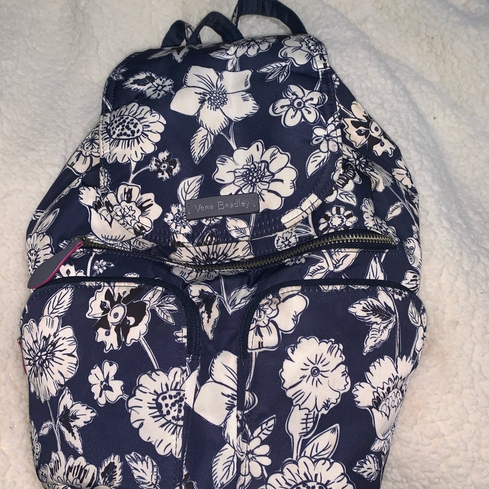 VERA BRADLEY FLORAL BACKPACK